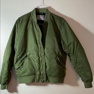 Everlane insulated bomber jacket (L)